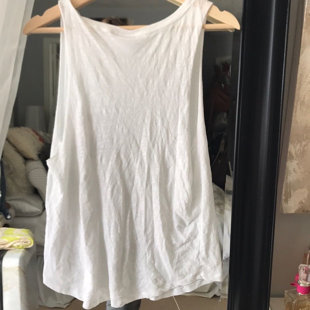 PINK Tank - Picture 2 of 4